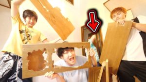 怖い母の家具勝手に壊してみたドッキリwww